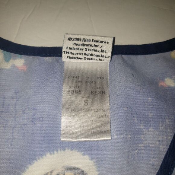 BETTY BOOP Baby Its Cold Outside Blue Scrub Scrubs Top Womens Size Small - Picture 5 of 6